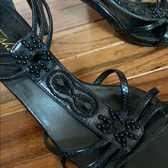 Dress heels - Picture 3 of 3